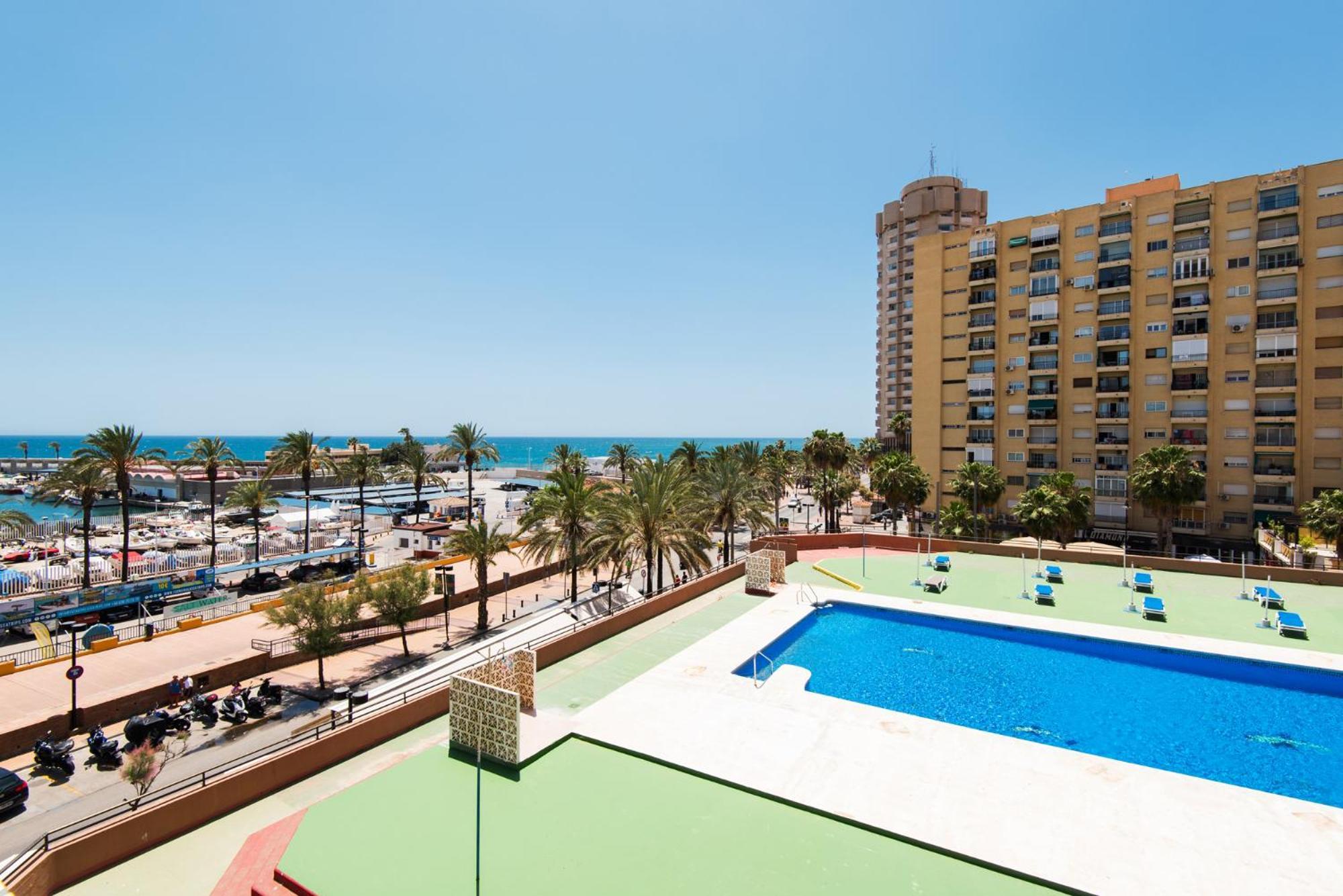 Palm True Towers 1, Marina Beach Apartment フエンヒロラ エクステリア 写真
